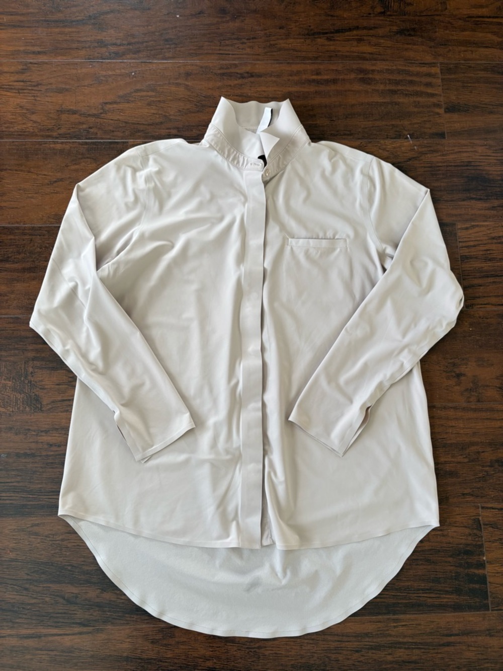 Athleta Urbanite button down blouse Sz M